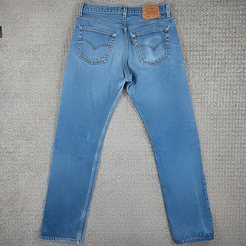 Vintage 90s Levi's 501xx 32x34 Mens Blue Straight Leg Denim Jeans Made in USA